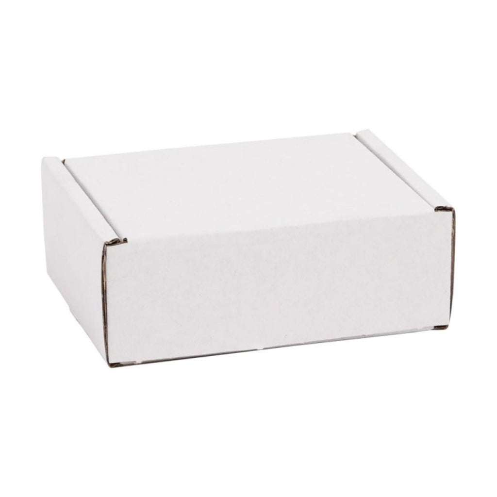 Small Merry Christmas Gift Hamper | Earrings, Chocolates & Candle-4