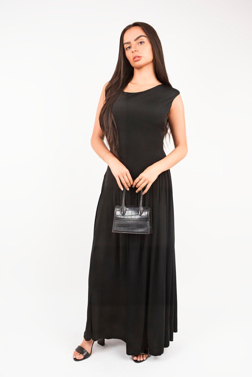 Short Sleeve Pleated Relaxed Maxi Dress
